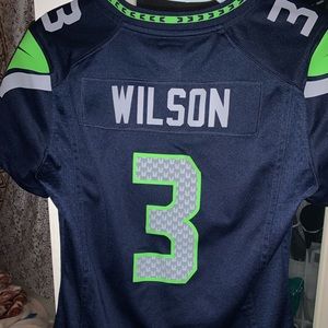 Small Woman’s Seahawks Jersey